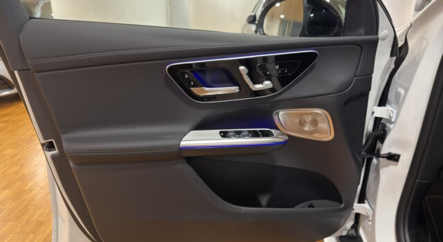 MERCEDES-BENZ GLC 300 de 4Matic EQ Star 9G-Tronic