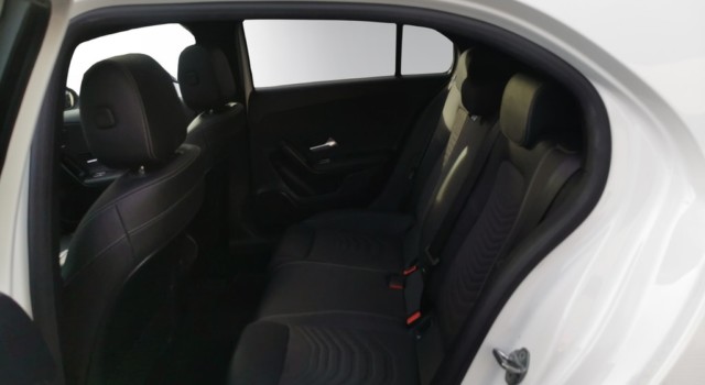 MERCEDES-BENZ A 250 e Style
