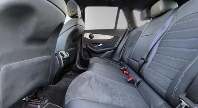 MERCEDES-BENZ GLC 200 AMG Line 4Matic