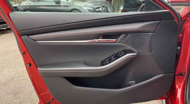 MAZDA 3 Hatchback SKYACTIV-X M Hybrid 186 Homura Automat