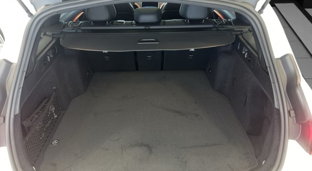MERCEDES-BENZ C 220 d T 4 Matic
