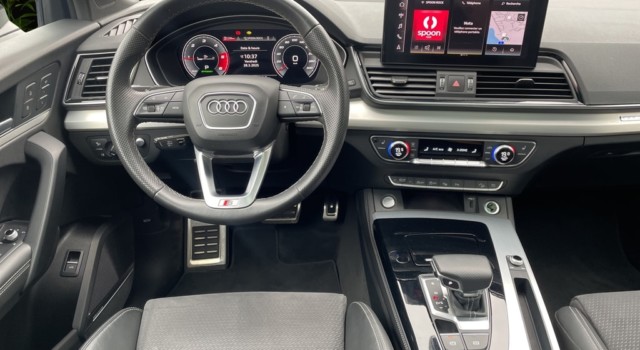 AUDI Q5 40 TDI Black Edition quattro S-tronic
