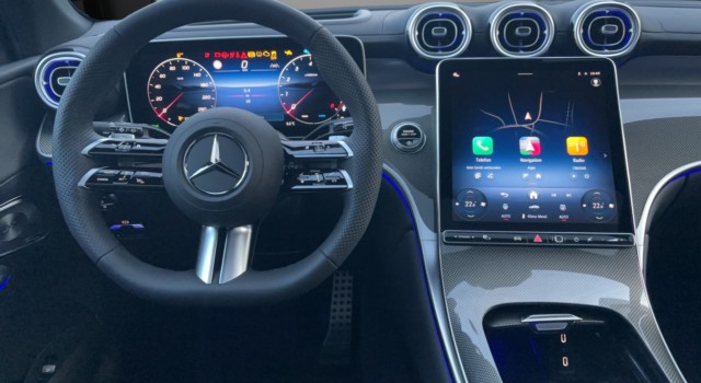 MERCEDES-BENZ GLC 300 4Matic 9G-Tronic