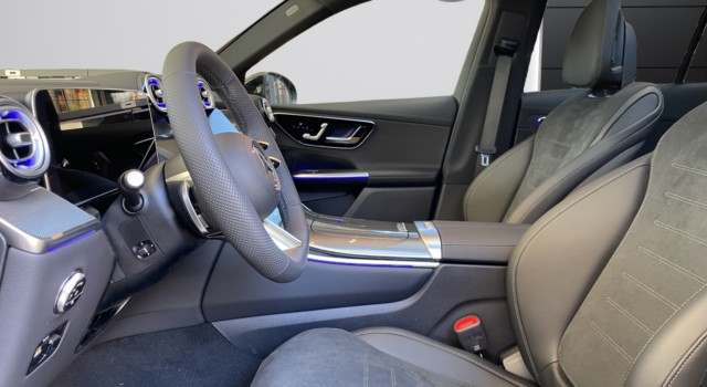 MERCEDES-BENZ GLC 300 de 4Matic 9G-Tronic