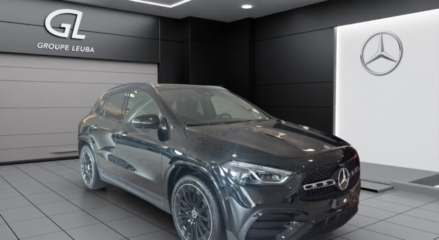 MERCEDES-BENZ GLA 220 4Matic 8G-DCT