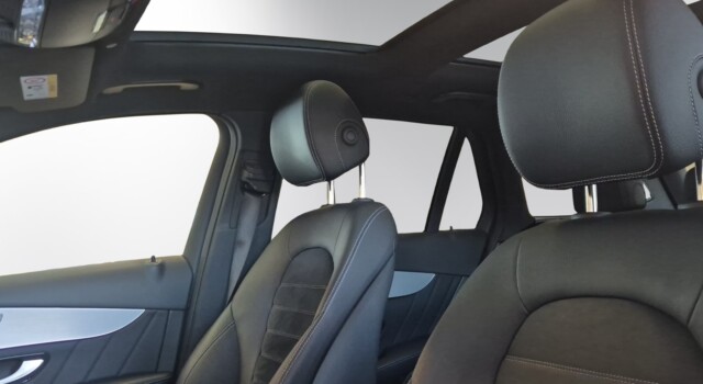 MERCEDES-BENZ GLC 300 e AMG Line 4Matic