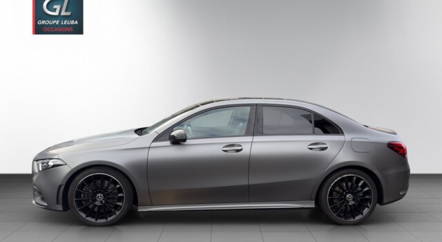 MERCEDES-BENZ A 250 AMG Line