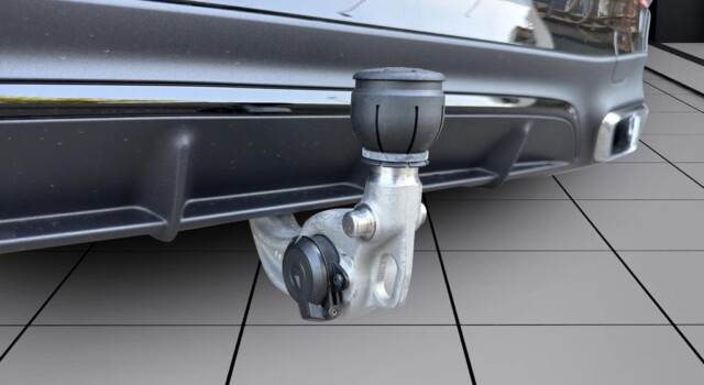 MERCEDES-BENZ E 220 d 4Matic 9G-Tronic