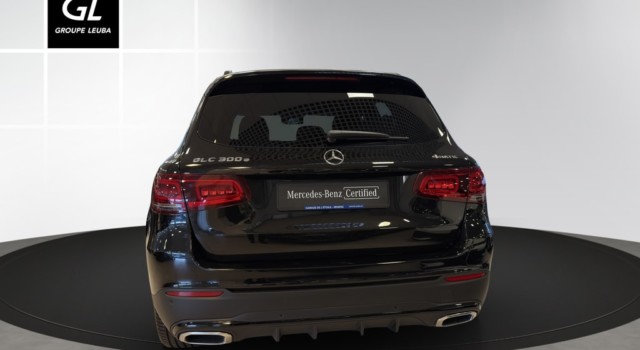 MERCEDES-BENZ GLC 300 e AMG Line 4Matic