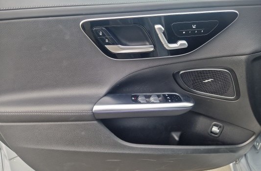 MERCEDES-BENZ C 220 d Avantgarde