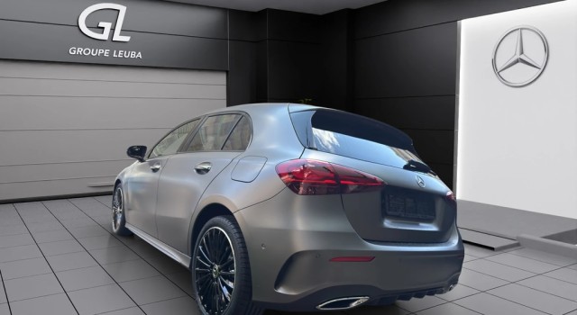 MERCEDES-BENZ A 200 Night Star 7G-DCT