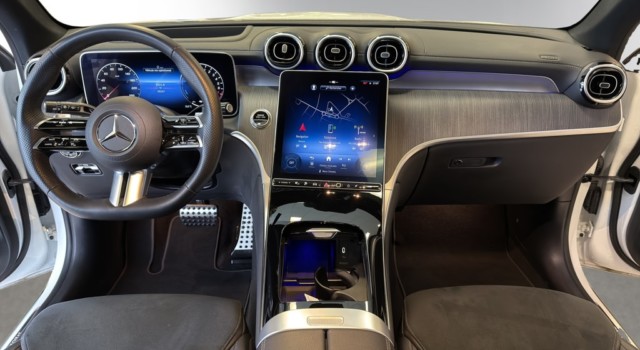 MERCEDES-BENZ GLC 400 e 4M 9G-Tronic