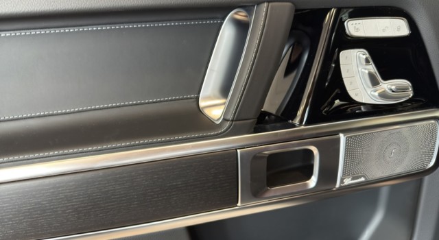 MERCEDES-BENZ G 63 AMG 9G-Tronic