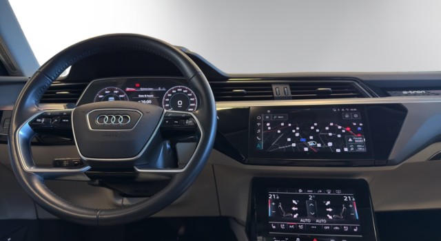 AUDI e-tron 55 S Line qu