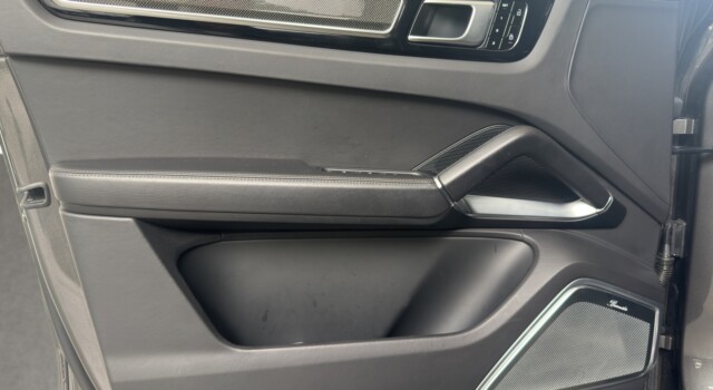 PORSCHE CAYENNE Turbo Coupé S E-Hybrid