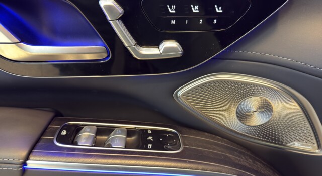 MERCEDES-BENZ EQS SUV 680 Maybach