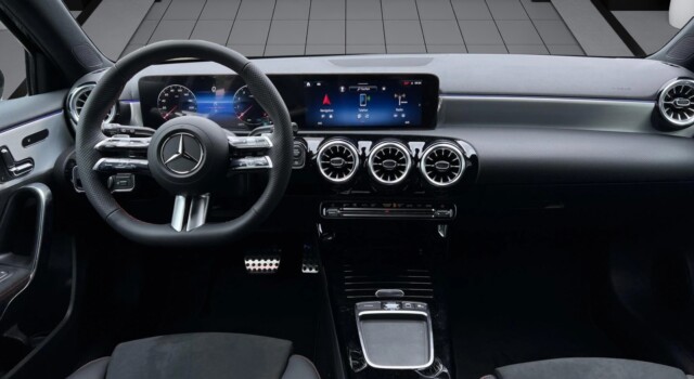 MERCEDES-BENZ A 220 4Matic 8G-DCT