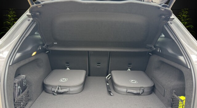 MERCEDES-BENZ EQA 350 66,5 kWh 4Matic Excellence
