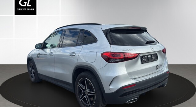 MERCEDES-BENZ GLA 250 4Matic AMG Line 8G-DCT