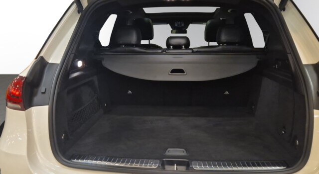 MERCEDES-BENZ GLE 300 d AMG Line 4Matic