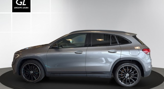 MERCEDES-BENZ GLA 220 d AMG Line 4Matic