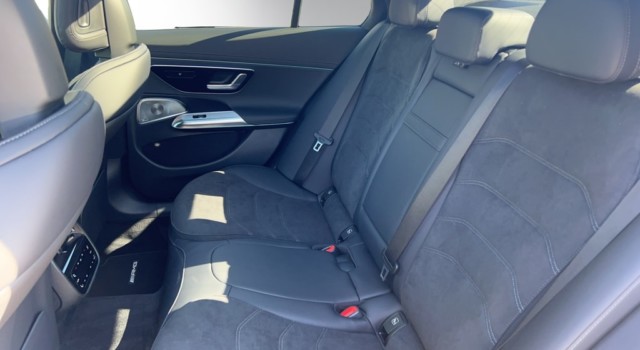 MERCEDES-BENZ E 220 d 4Matic 9G-Tronic