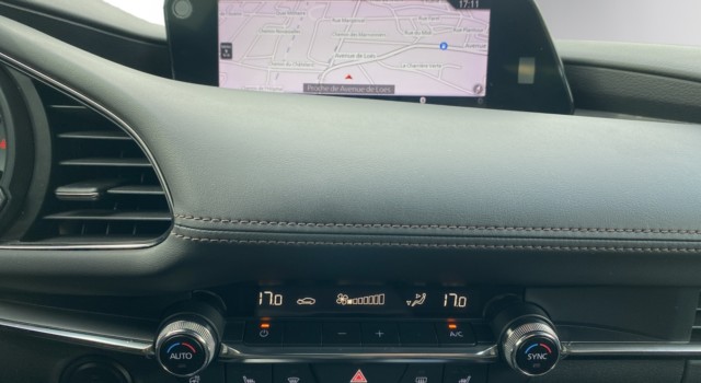 MAZDA 3 HB G MHD 122 Ambition Pack