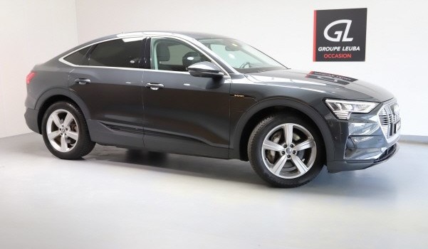 AUDI e-tron 50 quattro