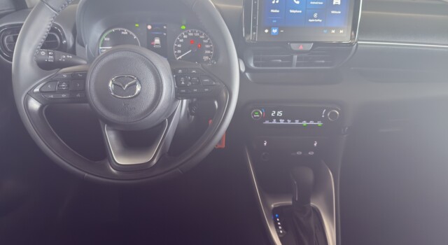 MAZDA 2 Hybrid Centre-line