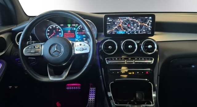 MERCEDES-BENZ GLC 300 e AMG Line 4Matic