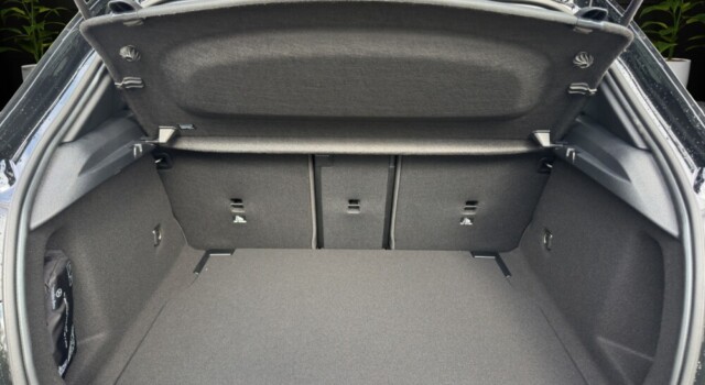 MERCEDES-BENZ A 200 Night Star 7G-DCT