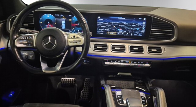 MERCEDES-BENZ GLE 300 d AMG Line 4Matic