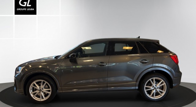 AUDI Q2 40 TFSI S line Attr qu