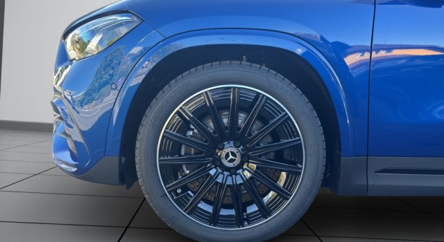MERCEDES-BENZ GLA 250 4Matic 8G-DCT