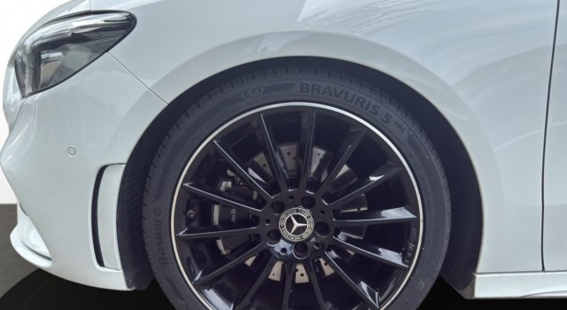 MERCEDES-BENZ B 220 4Matic AMG Line