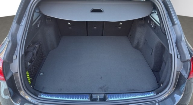 MERCEDES-BENZ C 220 d T 4 Matic Swiss Star