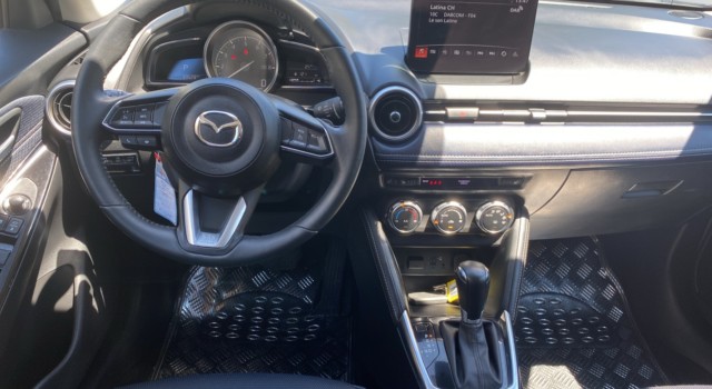 MAZDA 2 SKYACTIV-G 90 Revolution Automat