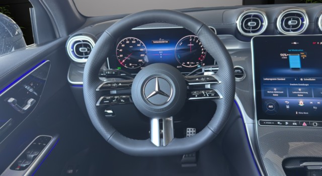 MERCEDES-BENZ GLC 300 e 4Matic EQ Star 9G-Tronic