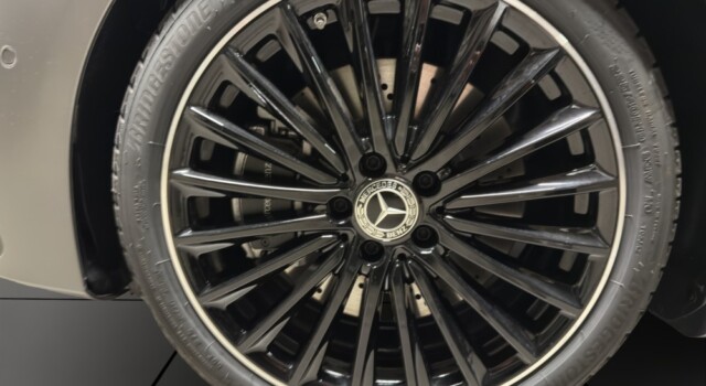 MERCEDES-BENZ CLA 250 4Matic 8G-DCT