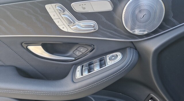 MERCEDES-BENZ GLC 220 d AMG Line 4Matic 9G-Tronic