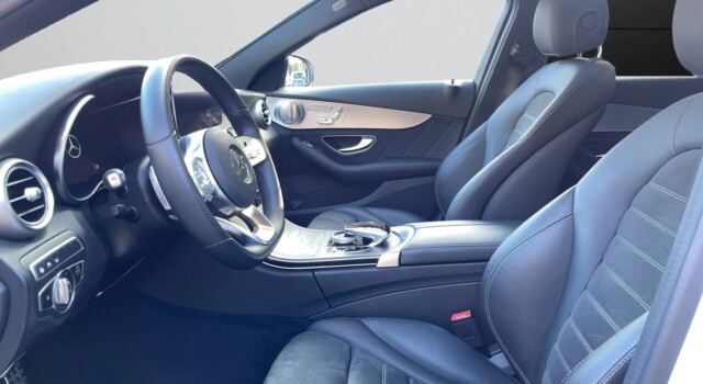 MERCEDES-BENZ C 200 4Matic AMG Line 9G-Tronic