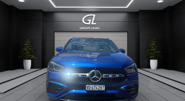 MERCEDES-BENZ GLA 200 7G-DCT