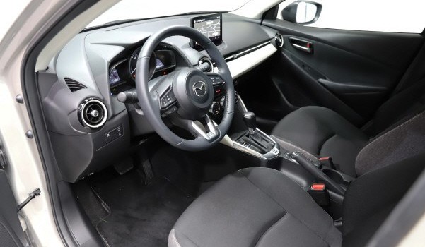 MAZDA 2 G 90 Center-Line A