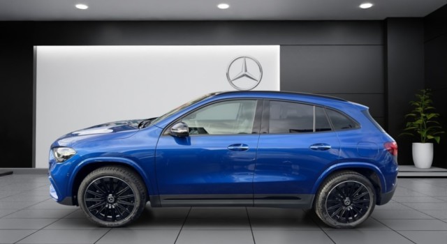 MERCEDES-BENZ GLA 250 4Matic 8G-DCT