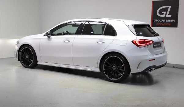 MERCEDES-BENZ A 250 AMG Line