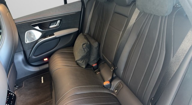 MERCEDES-BENZ EQS 450 + AMG Line
