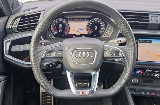 AUDI Q3 45 TFSI S line quattro