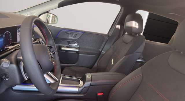 MERCEDES-BENZ B 250 e 8G-DCT