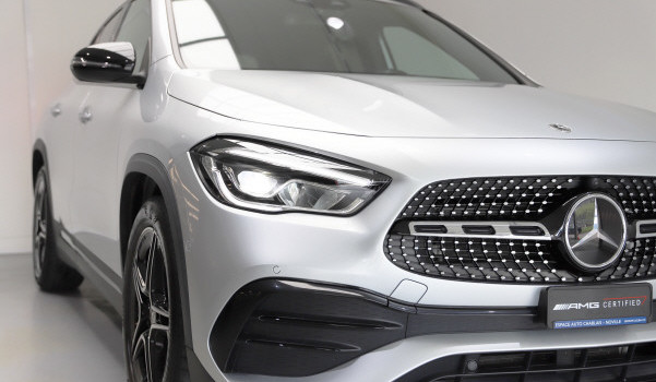 MERCEDES-BENZ GLA 250 AMG Line 4Matic