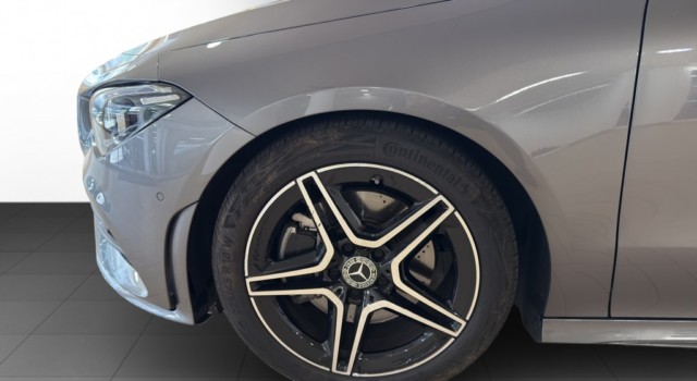 MERCEDES-BENZ CLA 200 CLA Shooting Brake 200 AMG Line 7G-DCT
